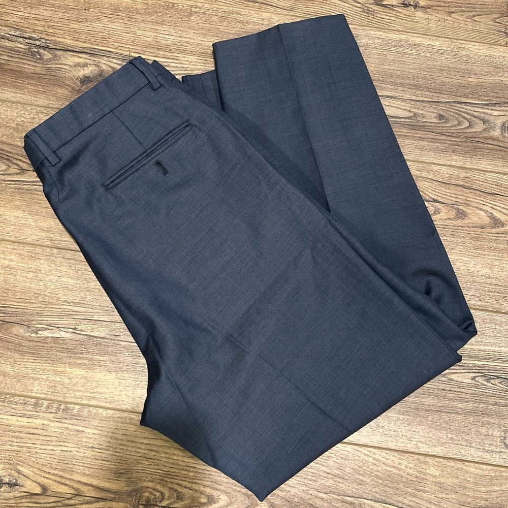 Jos A. Bank Slim Fit Traveler Slacks